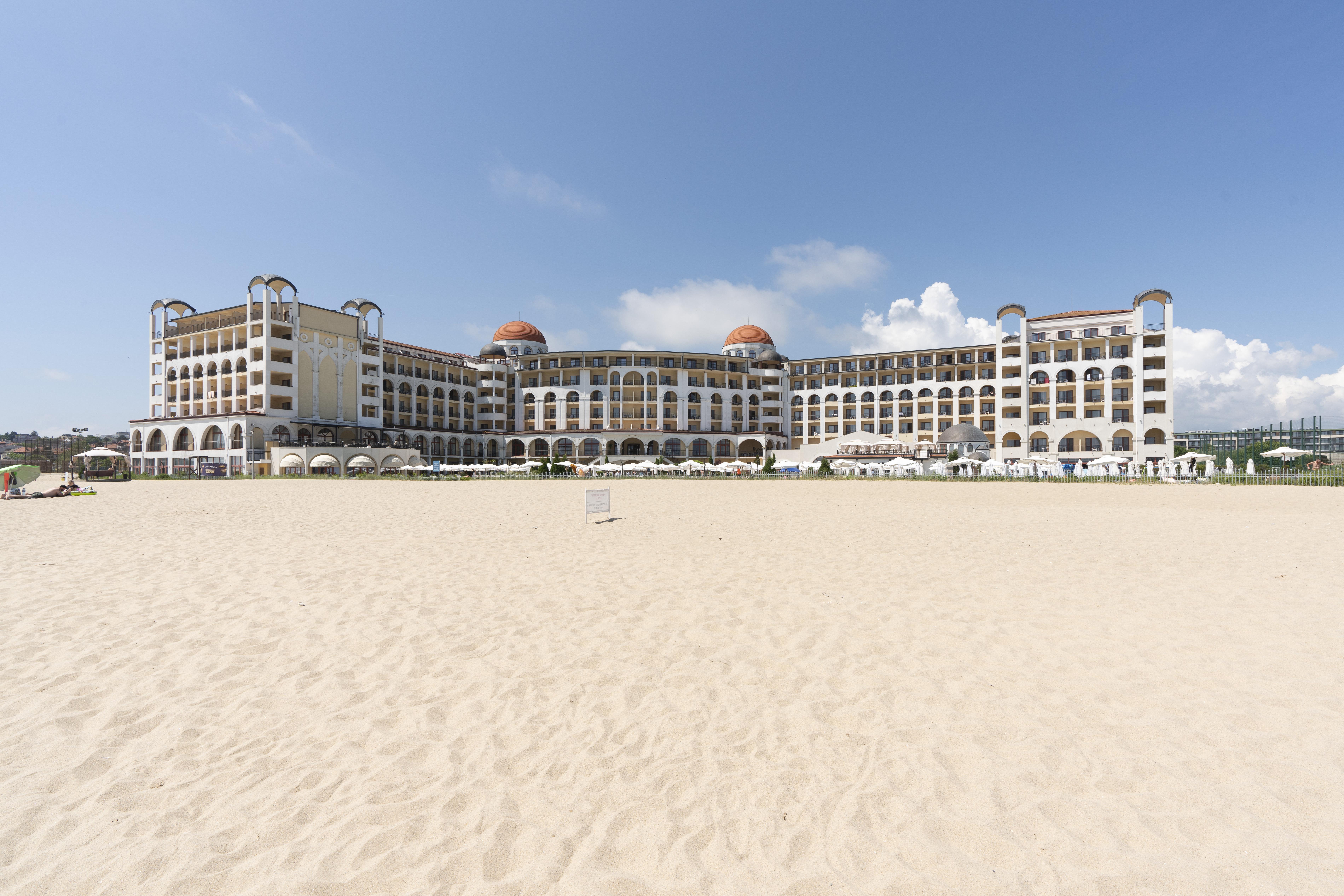 فندق ابزورفي  Alua Helios Bay المظهر الخارجي الصورة